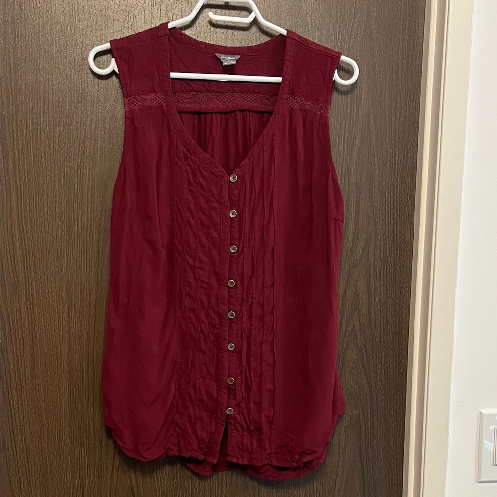 Eddie Bauer Burgundy Sleeveless Button-Up Tank